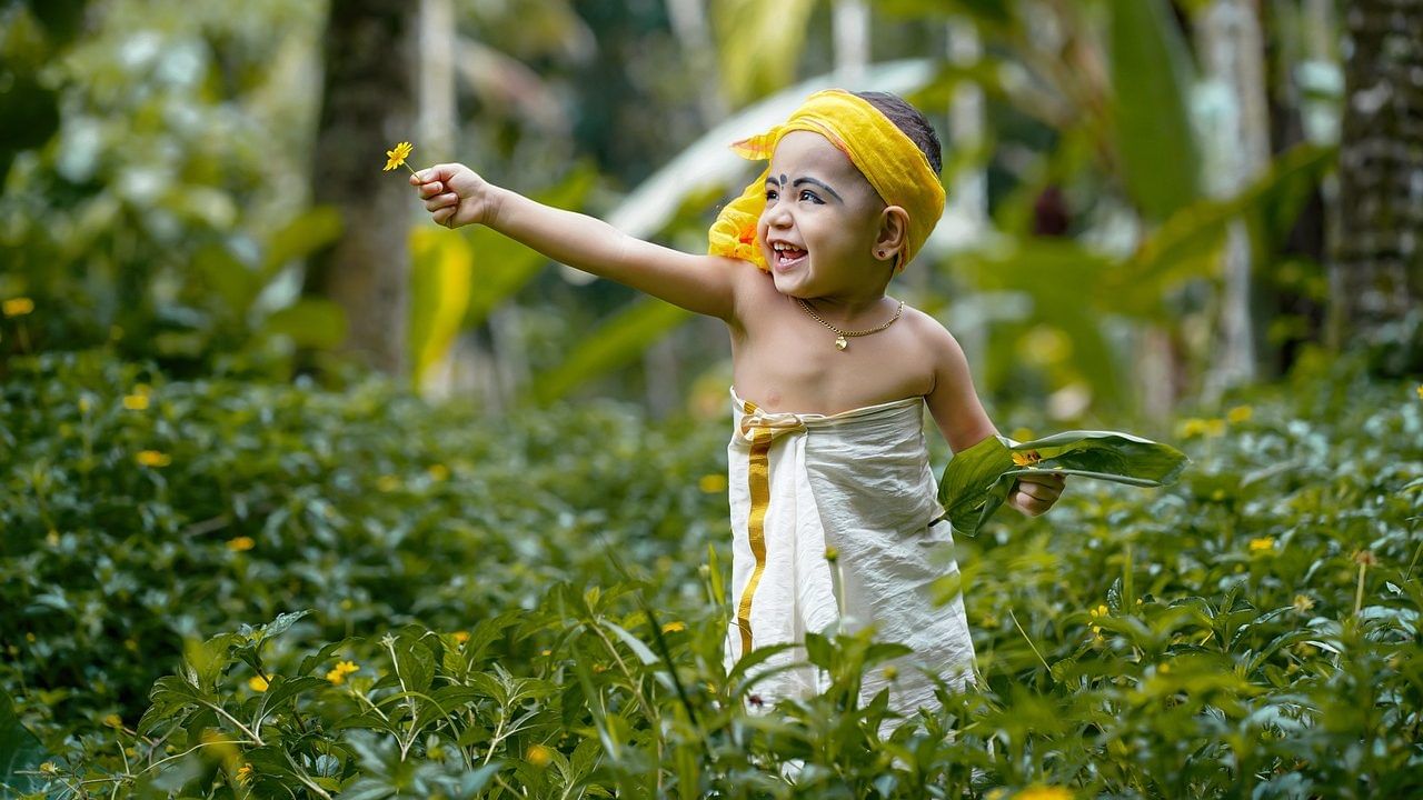 Onam 2024 : മലയാളികൾ മറന്നുപോയ ഓണച്ചൊല്ലുകൾ; അറിയാം, തട്ടിൻപുറത്ത് പൊടിപിടിച്ചിരിക്കുന്ന നമ്മുടെ പഴമ Onam 2024 : മലയാളികൾ മറന്നുപോയ ഓണച്ചൊല്ലുകൾ; അറിയാം, തട്ടിൻപുറത്ത് പൊടിപിടിച്ചിരിക്കുന്ന നമ്മുടെ പഴമ