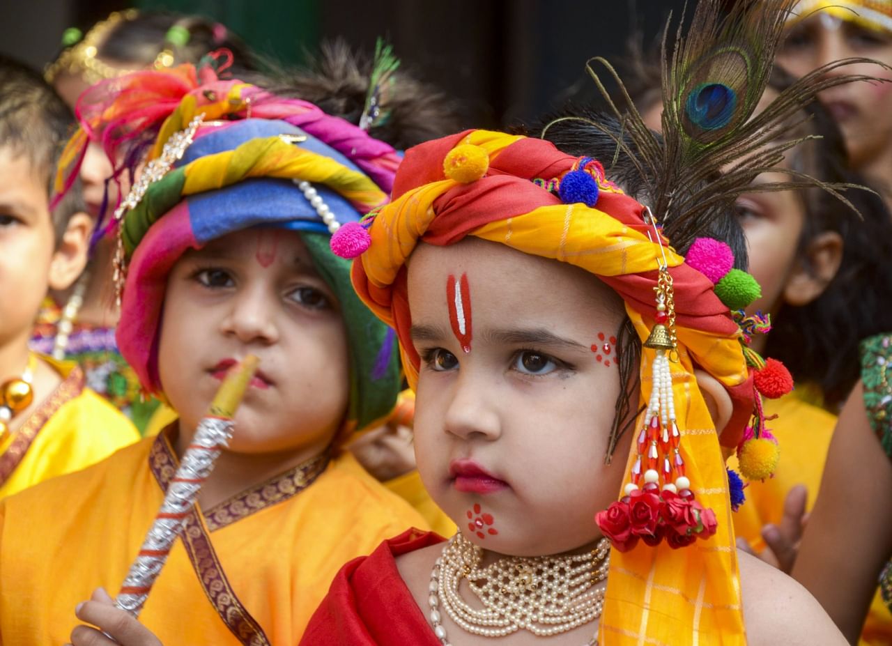 Krishna Janmashtami: ജന്മാഷ്ടമി വ്രതം ആചരിക്കേണ്ടത് എങ്ങനെ ? Krishna Janmashtami: ജന്മാഷ്ടമി വ്രതം ആചരിക്കേണ്ടത് എങ്ങനെ ?
