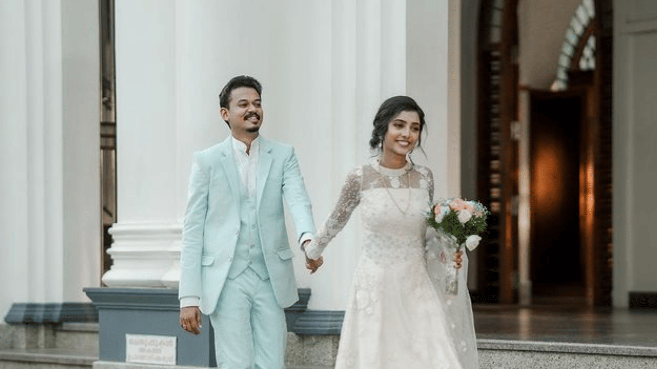 അന്നുമുതൽ, ഞാൻ പല ഘട്ടങ്ങളിലൂടെയാണ് കടന്നുപോയത്. ചിലപ്പോൾ സങ്കടവും വിഷാദവും ഭയവും തോന്നും, എന്നാൽ മറ്റുചിലപ്പോൾ ചിന്തിക്കാൻ രണ്ടാമതൊരു അവസരം കിട്ടിയതായി തോന്നും. ഭാവിയെക്കുറിച്ചുള്ള എൻ്റെ നിരവധി സംശയങ്ങൾക്ക് എനിക്ക് ഉത്തരങ്ങൾ ലഭിച്ചു. എന്റെ ഭാര്യ, എന്നെ അവളുടെ കുട്ടിയെപോലെ പരിപാലിച്ചു. എനിക്ക് അവളെ എത്രമാത്രം സ്നേഹിക്കാൻ കഴിയുമെന്നും, അവൾ അത് എത്രത്തോളം അർഹിക്കുന്നുവെന്നും ഞാൻ മനസ്സിലാക്കി. (Image Credits: Instagram)