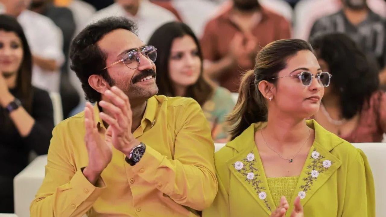 വർഷത്തോളം നീണ്ടു നിന്ന പ്രണയം അവസാനിച്ചുവെന്ന് തനൂജയാണ് തന്റെ ഇൻസ്റ്റഗ്രാം ലൈവിലൂടെ അറിയിച്ചത്.