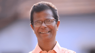 Sandra Thomas: ‘രഞ്ജിത്തിനെ ‘മഹാപ്രതിഭ’ എന്ന് പറഞ്ഞ് സംരക്ഷിക്കാൻ ശ്രമിക്കുന്ന മന്ത്രി സജി ചെറിയാൻ രാജിവെക്കണം’; രൂക്ഷ വിമർശനവുമായി സാന്ദ്രാ തോമസ്