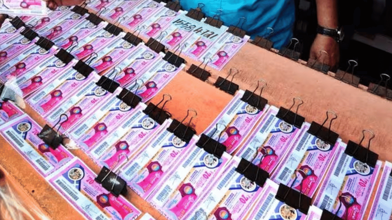 Kerala Lottery Result Today : ആരാകും 80 ലക്ഷത്തിന്റെ ഭാ​ഗ്യവാൻ; കാരുണ്യ പ്ലസ് നറുക്കെടുപ്പ് ഇന്ന്