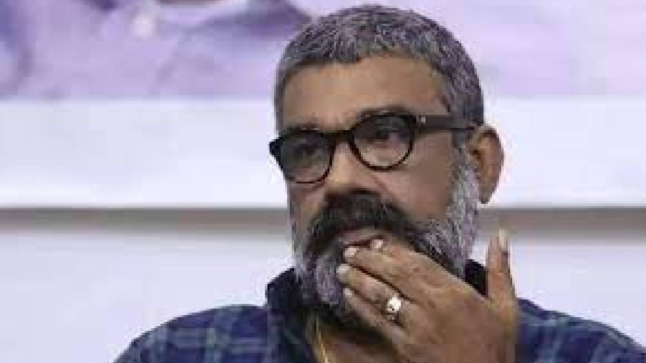 Director Ranjith: ബംഗാളി നടിയുടെ പരാതി: സംവിധായകൻ രഞ്ജിത്തിനെതിരെ പോലീസ് കേസെടുത്തു Director Ranjith: ബംഗാളി നടിയുടെ പരാതി: സംവിധായകൻ രഞ്ജിത്തിനെതിരെ പോലീസ് കേസെടുത്തു