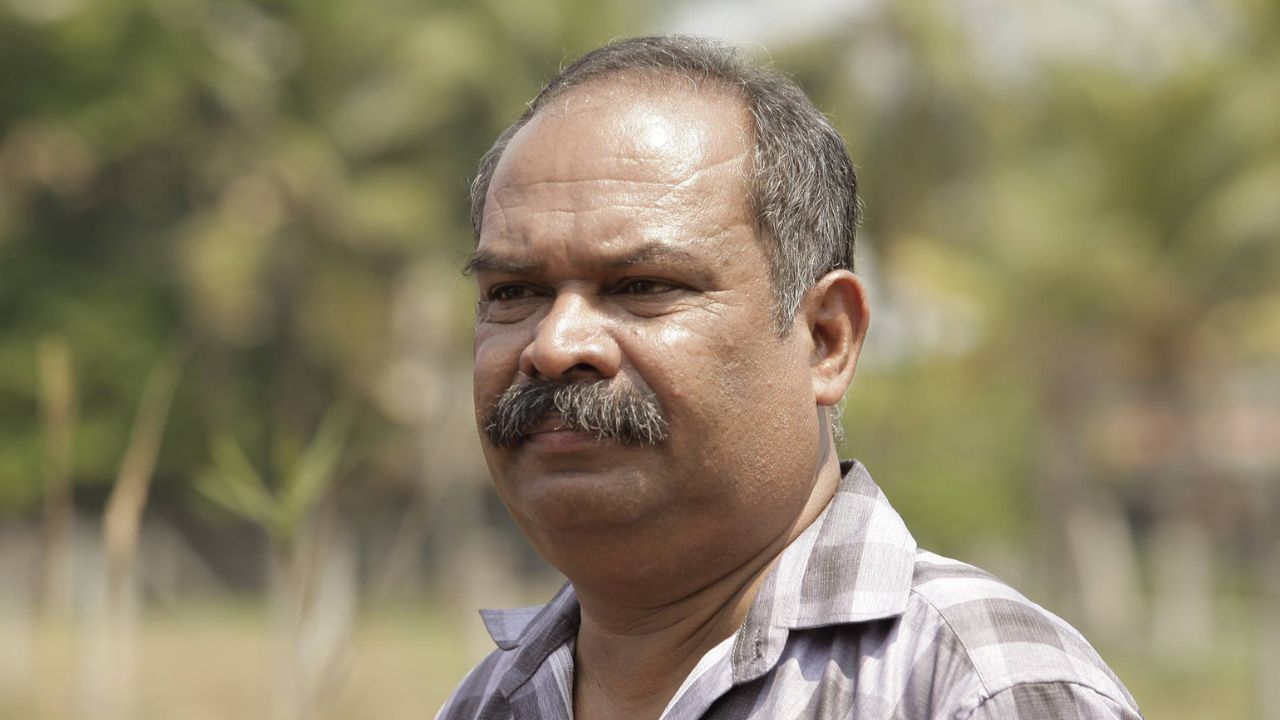 Actor Alencier: ബംഗളുരുവിൽ വെച്ച് ലൈംഗികാതിക്രമം കാട്ടിയെന്ന് യുവനടിയുടെ പരാതി; നടൻ അലൻസിയറിനെതിരെ കേസ് Actor Alencier: ബംഗളുരുവിൽ വെച്ച് ലൈംഗികാതിക്രമം കാട്ടിയെന്ന് യുവനടിയുടെ പരാതി; നടൻ അലൻസിയറിനെതിരെ കേസ്
