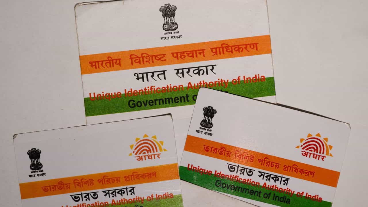 Aadhaar Update : ഇനി സമയം കളയാനില്ല; സൗജന്യ ആധാർ അപ്ഡേറ്റിനുള്ള സമയപരിധി ഇനി ദിവസങ്ങൾ മാത്രം Aadhaar Update : ഇനി സമയം കളയാനില്ല; സൗജന്യ ആധാർ അപ്ഡേറ്റിനുള്ള സമയപരിധി ഇനി ദിവസങ്ങൾ മാത്രം