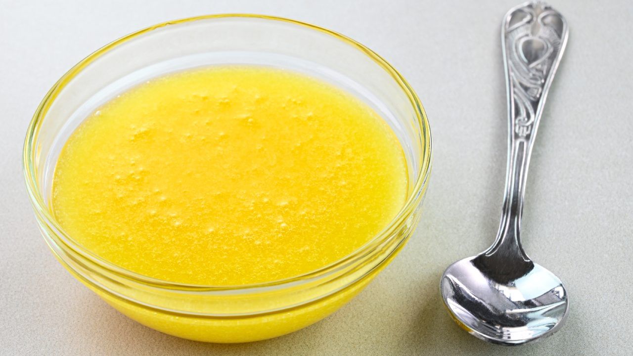 Adultered Ghee : മായം കലർന്ന നെയ്യ്; സംസ്ഥാനത്ത് മൂന്ന് ബ്രാൻഡുകൾ നിരോധിച്ചു Adultered Ghee : മായം കലർന്ന നെയ്യ്; സംസ്ഥാനത്ത് മൂന്ന് ബ്രാൻഡുകൾ നിരോധിച്ചു