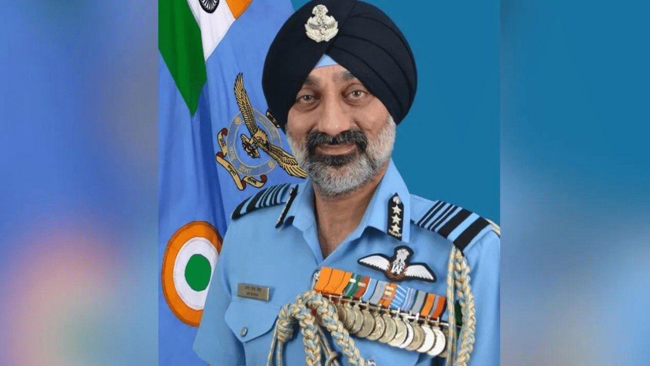 Air Marshal Amarpreet Singh: എയർ മാർഷൽ അമർപ്രീത് സിങ് വ്യോമസേനാ മേധാവിയായി നിയമിച്ചു Air Marshal Amarpreet Singh: എയർ മാർഷൽ അമർപ്രീത് സിങ് വ്യോമസേനാ മേധാവിയായി നിയമിച്ചു