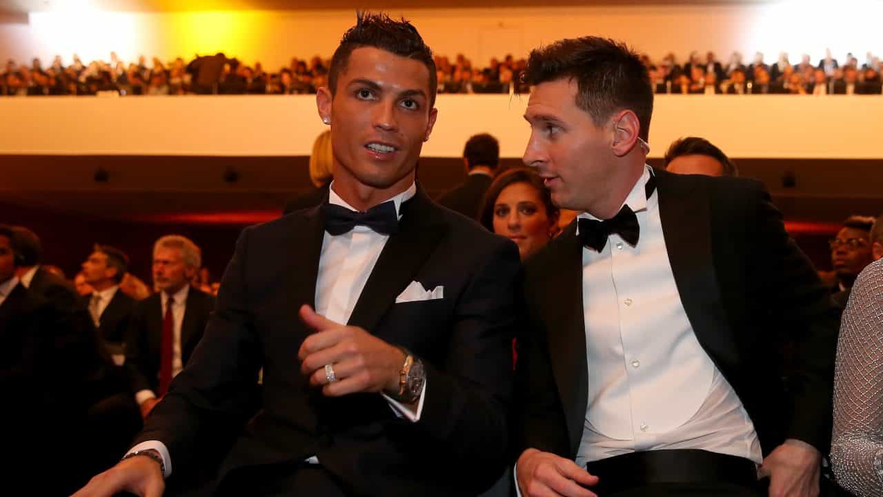 Ballon dOr : 2003ന് ശേഷം റൊണാൾഡോയും മെസിയുമില്ലാത്ത ബാലൻ ഡി ഓർ പട്ടിക; പരിഗണിക്കുന്നവരിൽ ബെല്ലിങമും റോഡ്രിയും Ballon dOr : 2003ന് ശേഷം റൊണാൾഡോയും മെസിയുമില്ലാത്ത ബാലൻ ഡി ഓർ പട്ടിക; പരിഗണിക്കുന്നവരിൽ ബെല്ലിങമും റോഡ്രിയും