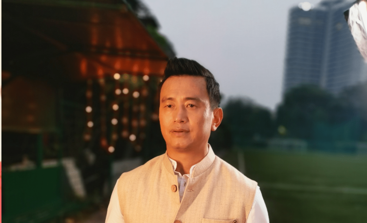 Bhaichung Bhutia: ഇന്ത്യൻ ഫുട്ബോളിന് ഇനി നല്ലകാലം, ടാലന്റ് ഹണ്ടുമായി ബെെച്ചൂങ് ബൂട്ടിയ Bhaichung Bhutia: ഇന്ത്യൻ ഫുട്ബോളിന് ഇനി നല്ലകാലം, ടാലന്റ് ഹണ്ടുമായി ബെെച്ചൂങ് ബൂട്ടിയ