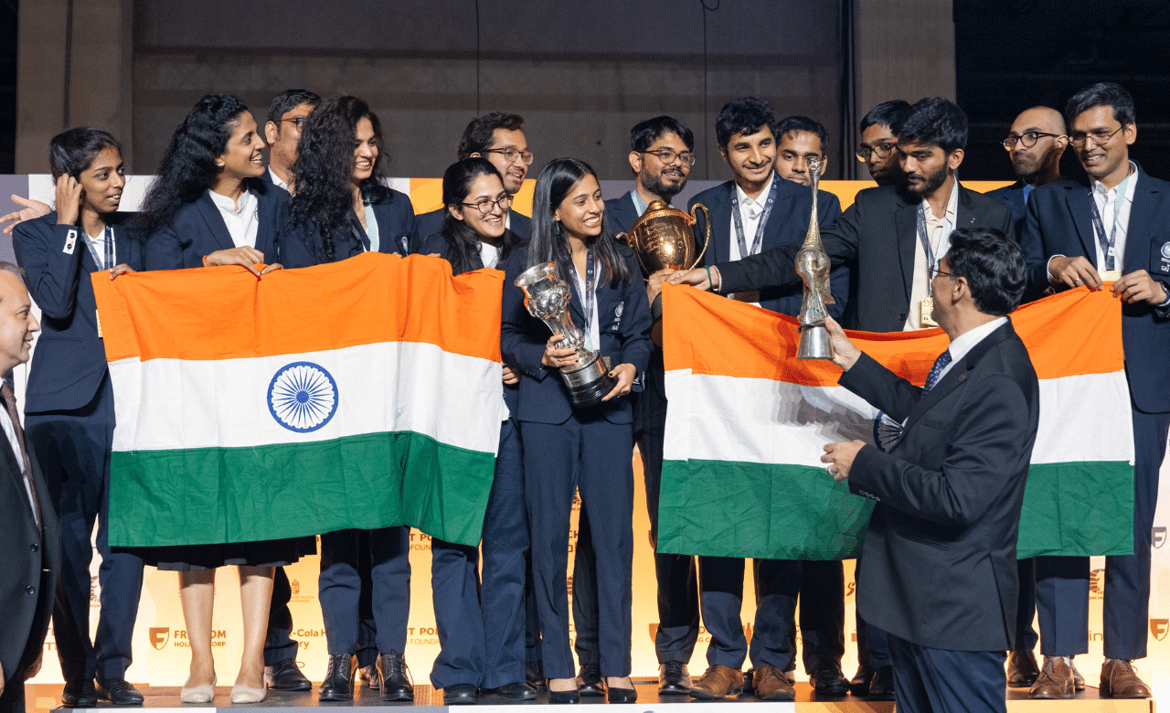 Chess Olympiad: ബുഡാപെസ്റ്റിൽ ബഡാ ഇന്ത്യ; ചെസ് ‌‌ഒളിമ്പ്യാഡിൽ ഇന്ത്യക്ക് കിരീടം