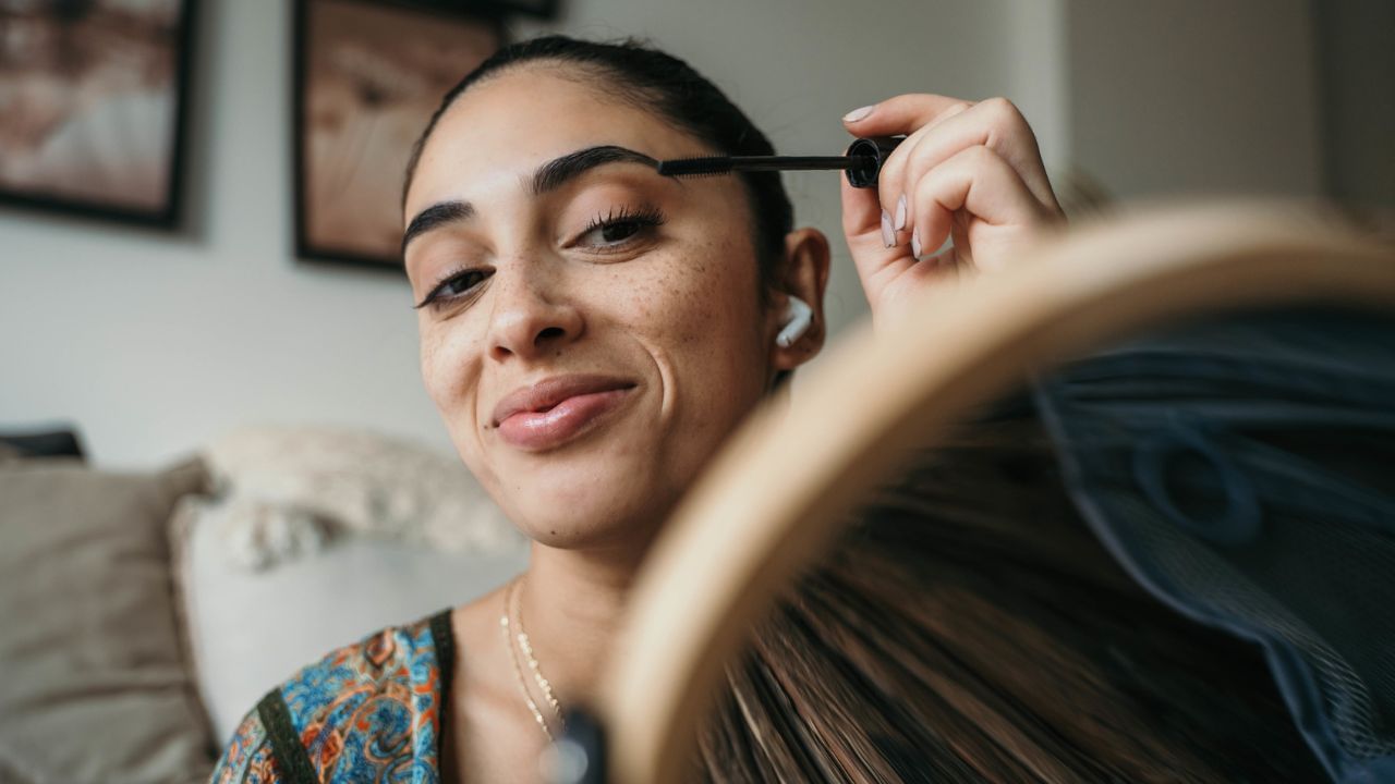 Tips for Eyelashes Growth: കണ്പീലി കുറവാണോ? വളര്ത്തിയെടുക്കാന് വഴിയുണ്ട്, ദാ ഇങ്ങനെ Tips for Eyelashes Growth: കണ്പീലി കുറവാണോ? വളര്ത്തിയെടുക്കാന് വഴിയുണ്ട്, ദാ ഇങ്ങനെ