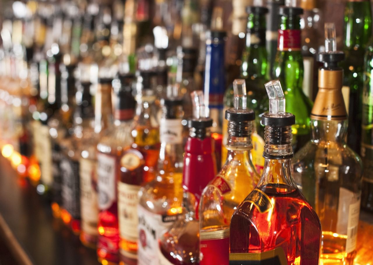 Liquor Sales: ‘മദ്യപാനം ആരോഗ്യത്തിന് ഹാനികരം’; ഓണക്കാലത്തെ മദ്യവിൽപനയിൽ ഇടിവ്; കഴിഞ്ഞ വര്ഷത്തെക്കാള് 14 കോടി രൂപയുടെ കുറവ് Liquor Sales: ‘മദ്യപാനം ആരോഗ്യത്തിന് ഹാനികരം’; ഓണക്കാലത്തെ മദ്യവിൽപനയിൽ ഇടിവ്; കഴിഞ്ഞ വര്ഷത്തെക്കാള് 14 കോടി രൂപയുടെ കുറവ്