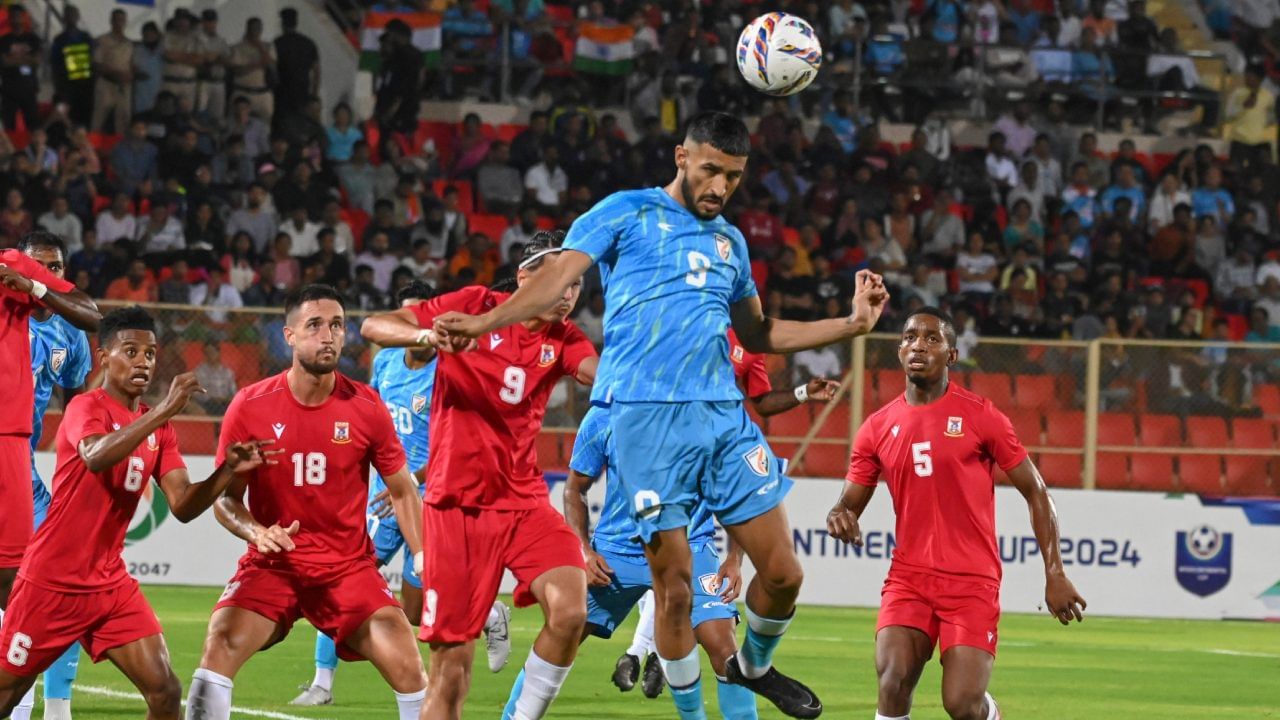 India vs Mauritius : മനോലോയുടെ ആദ്യ മത്സരത്തിലും റിസൽട്ടിന് മാറ്റമില്ല; മൗറീഷ്യസിനെതിരെ ഇന്ത്യക്ക് ഗോൾരഹിത സമനില India vs Mauritius : മനോലോയുടെ ആദ്യ മത്സരത്തിലും റിസൽട്ടിന് മാറ്റമില്ല; മൗറീഷ്യസിനെതിരെ ഇന്ത്യക്ക് ഗോൾരഹിത സമനില