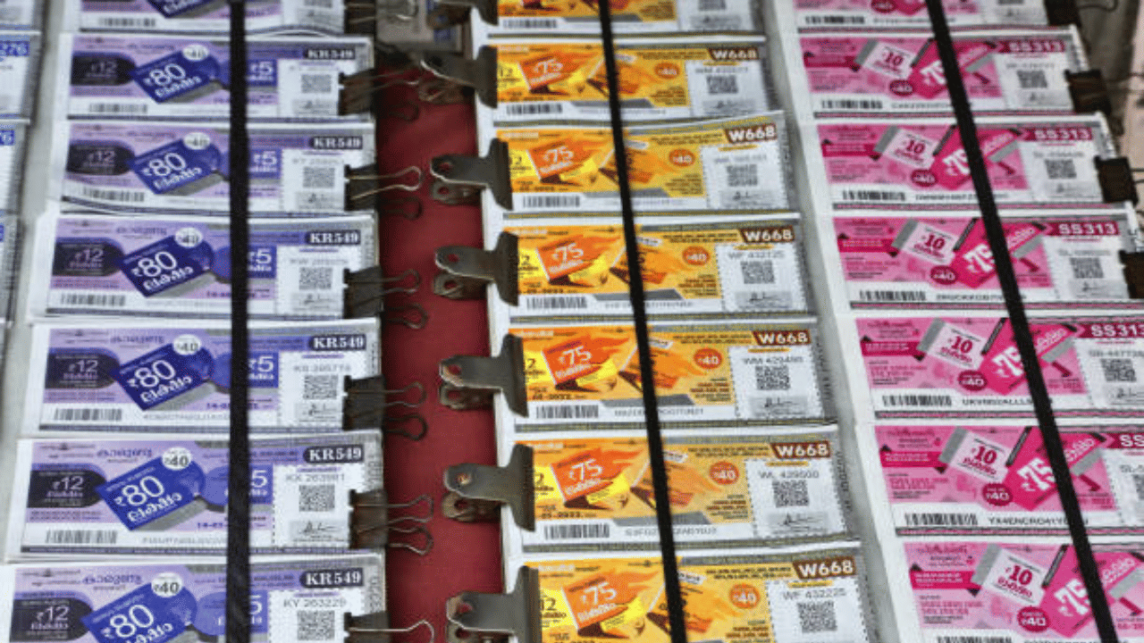 Kerala Lottery Result Today: സ്ത്രീശക്തി ലോട്ടറി നറുക്കെടുപ്പ് ഇന്ന്; ഒന്നാം സമ്മാനം 75 ലക്ഷം രൂപ