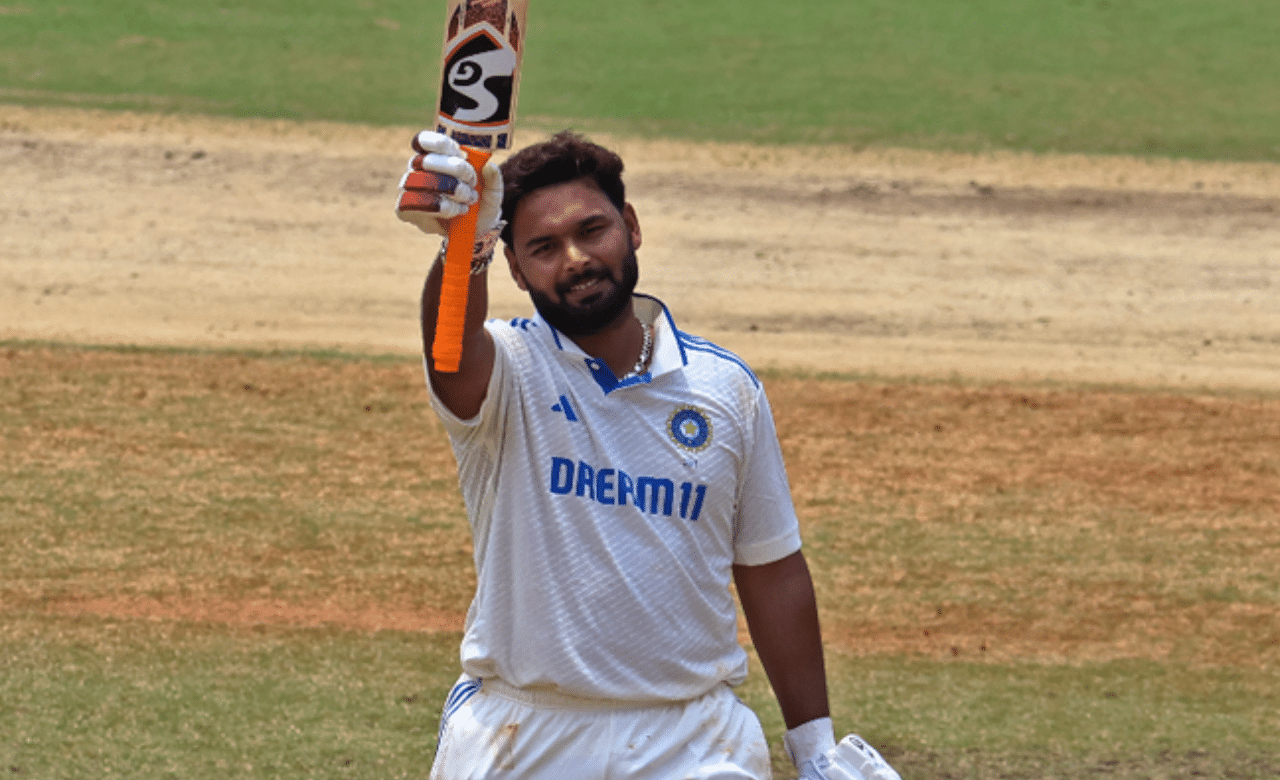 Rishabh Pant: ഡേയ് അപ്പോ ഞാൻ ആര്! ബംഗ്ലാദേശിനായി ഫീൽഡ് സെറ്റ് ചെയ്ത് ഋഷഭ് പന്ത്, വീഡിയോ Rishabh Pant: ഡേയ് അപ്പോ ഞാൻ ആര്! ബംഗ്ലാദേശിനായി ഫീൽഡ് സെറ്റ് ചെയ്ത് ഋഷഭ് പന്ത്, വീഡിയോ