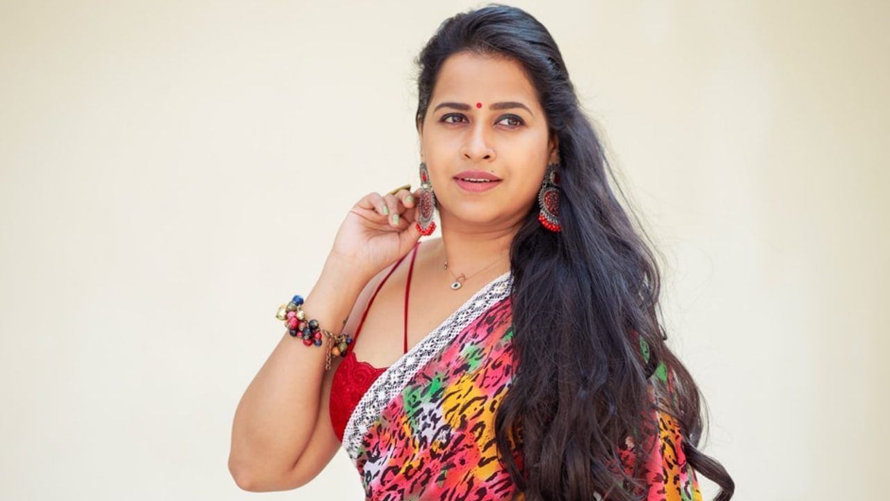 Sadhika Venugopal : ‘അഡ്ജസ്റ്റ് ചെയ്യാൻ കഴിയുമോ എന്ന് ചോദിച്ച് ഉദ്ഘാടനത്തിന് വിളിച്ചു’; വെളിപ്പെടുത്തലുമായി സാധിക വേണുഗോപാൽ Sadhika Venugopal : ‘അഡ്ജസ്റ്റ് ചെയ്യാൻ കഴിയുമോ എന്ന് ചോദിച്ച് ഉദ്ഘാടനത്തിന് വിളിച്ചു’; വെളിപ്പെടുത്തലുമായി സാധിക വേണുഗോപാൽ