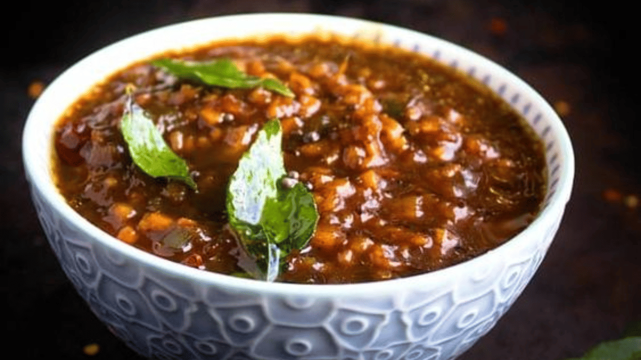 ഒരു സ്പൂണ്‍ പഞ്ചസാര അല്ലെങ്കില്‍ 50 ഗ്രാം ശര്‍ക്കര ചേര്‍ത്ത് വാങ്ങുക. (ശര്‍ക്കരയാണ് ചേര്‍ക്കുന്നതെങ്കില്‍ ഉരുക്കി അരിച്ചു വേണം ചേര്‍ക്കാന്‍).