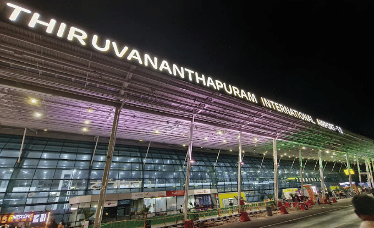 Trivandrum Airport: കരാർ ജീവനക്കാരുടെ സമരം; തിരുവനന്തപുരം എയർപോർട്ടിൽ വിമാനങ്ങൾ വെെകുന്നു; സർവ്വീസ് റദ്ദാക്കിയിട്ടില്ലെന്ന് അധികൃതർ