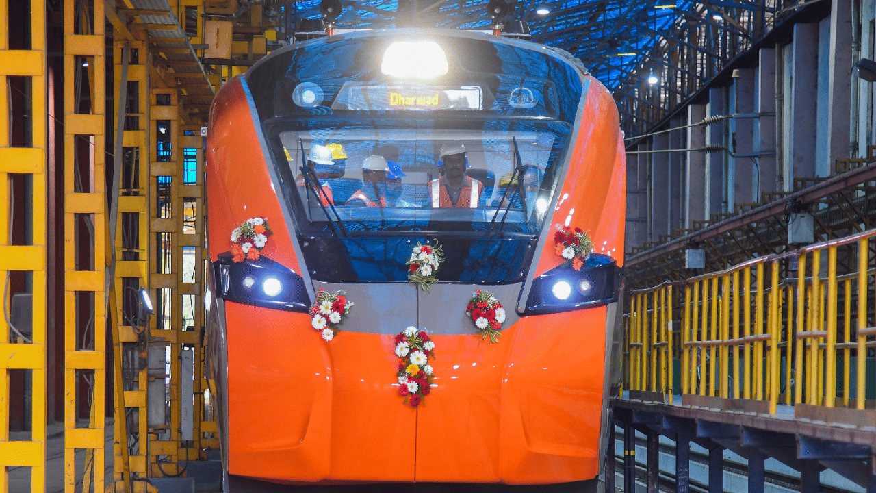 Vande Bharath sleeper: മംഗളൂരു-തിരുവനന്തപുരം പാതയിൽ വന്ദേ ഭാരത് സ്ലീപ്പർ അനുവദിക്കുമോ?