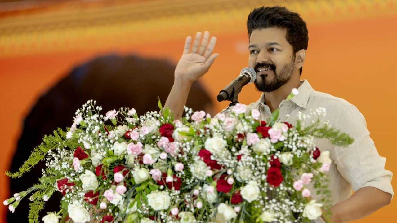 Thalapathy 69: എന്‍ നെഞ്ചില്‍ കുടിയിരിക്കും...; അവസാനിപ്പിക്കാൻ വിജയ് ഒരിക്കല്‍ കൂടി; പ്രഖ്യാപനം ശനിയാഴ്ച; വികാരഭരിതരായി ആരാധകര്‍