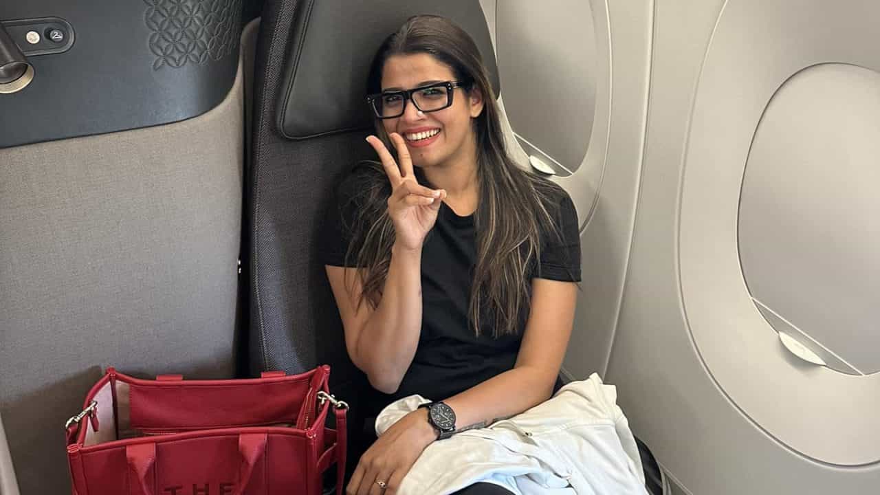 Amritha Suresh : എൻ്റെ കുടുംബത്തിൻ്റെ നിവൃത്തികേടിനെ ചൂഷണം ചെയ്ത് സത്യത്തെ വഴിതെറ്റിക്കാതിരിക്കുക; ഒടുവിൽ പ്രതികരിച്ച് അമൃത സുരേഷ് Amritha Suresh : എൻ്റെ കുടുംബത്തിൻ്റെ നിവൃത്തികേടിനെ ചൂഷണം ചെയ്ത് സത്യത്തെ വഴിതെറ്റിക്കാതിരിക്കുക; ഒടുവിൽ പ്രതികരിച്ച് അമൃത സുരേഷ്