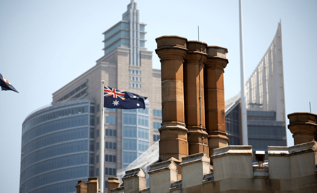 ഓസ്ട്രേലിയൻ സംസ്കാരവും മറ്റും മനസിലാക്കി വിവിധ മേഖലകളിൽ അനുഭവസമ്പത്ത് സ്വന്തമാക്കാൻ വർക്കിം​ഗ് ഹോളിഡേ മേക്കർ വിസയിലൂടെ സാധിക്കുമെന്ന് കേന്ദ്രസർക്കാർ വ്യക്തമാക്കി.  (Image Credits: Getty Images)