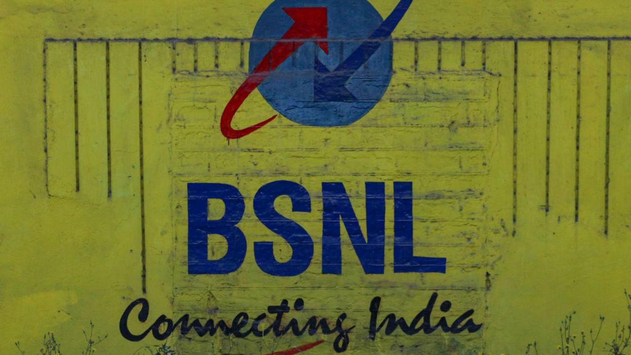 BSNL Recharge Plan: വിടില്ല ഞാന്‍ വിടില്ല; 400 രൂപയ്ക്ക് അഞ്ചുമാസ വാലിഡിറ്റി ബിഎസ്എന്‍എല്‍ അല്ലാതെ മറ്റാര് നല്‍കും