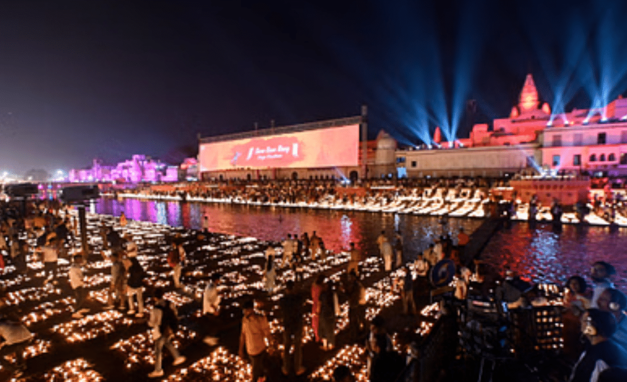 Diwali 2024: വാരണസിയും അയോദ്ധ്യയും! ദീപാവലി കളറാക്കാം.. വിട്ടോ വണ്ടി ഇവിടങ്ങിലേക്ക്.. Diwali 2024: വാരണസിയും അയോദ്ധ്യയും! ദീപാവലി കളറാക്കാം.. വിട്ടോ വണ്ടി ഇവിടങ്ങിലേക്ക്..
