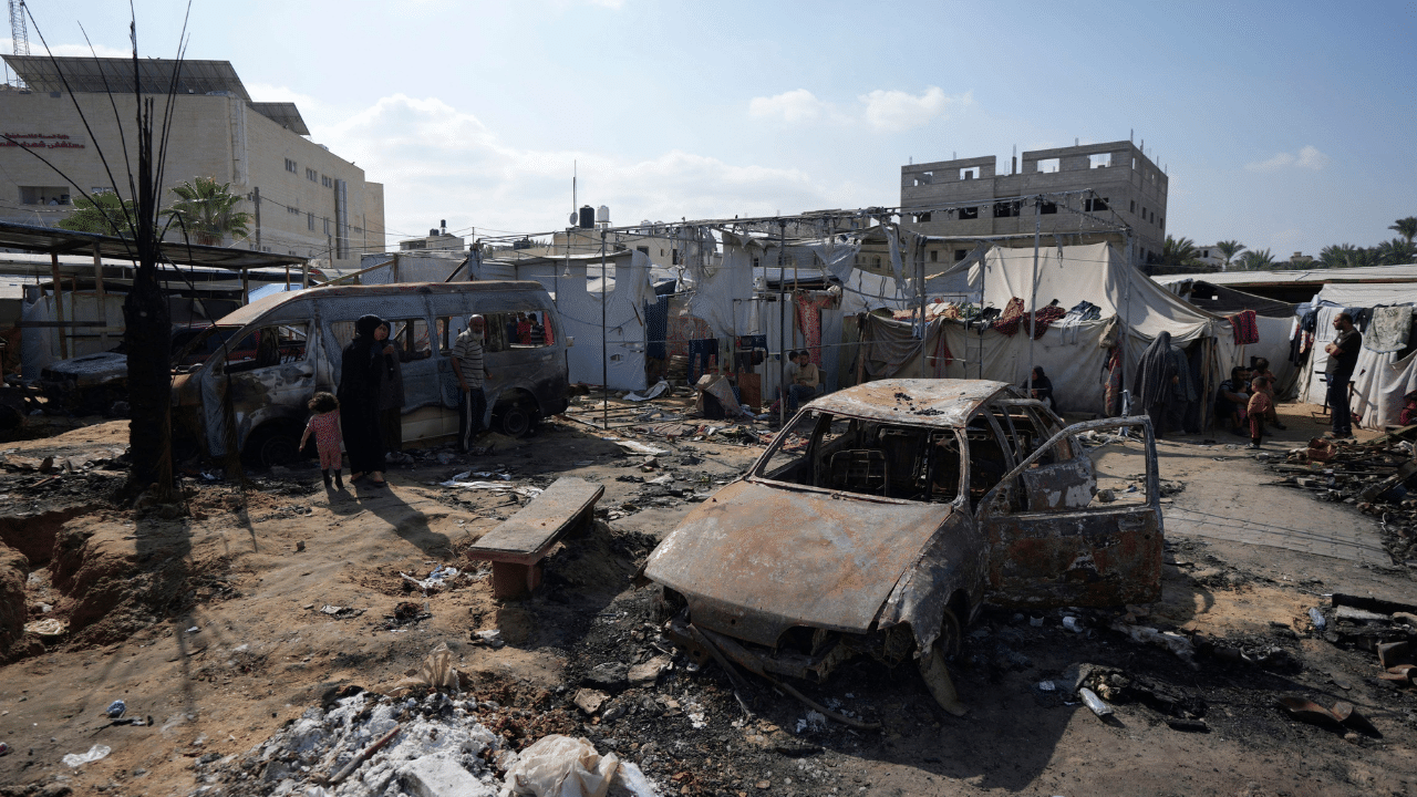 Blast in Beirut: വടക്കൻ ഗാസയിൽ വീണ്ടും ഇസ്രായേൽ വ്യോമാക്രമണം; 73 മരണം, നിരവധി പേർക്ക് പരിക്ക് Blast in Beirut: വടക്കൻ ഗാസയിൽ വീണ്ടും ഇസ്രായേൽ വ്യോമാക്രമണം; 73 മരണം, നിരവധി പേർക്ക് പരിക്ക്