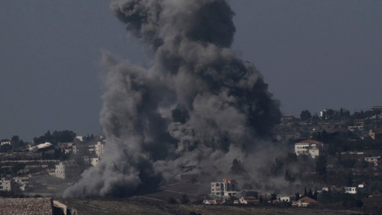 Iran-Israel Conflict: തിരിച്ചടിക്കാനുള്ള തയ്യാറെടുപ്പിൽ ഇസ്രായേൽ; ലക്ഷ്യം ഇറാന്റെ ഊർജ്ജ സ്രോതസ്സുകൾ എന്ന് റിപ്പോർട്ട്