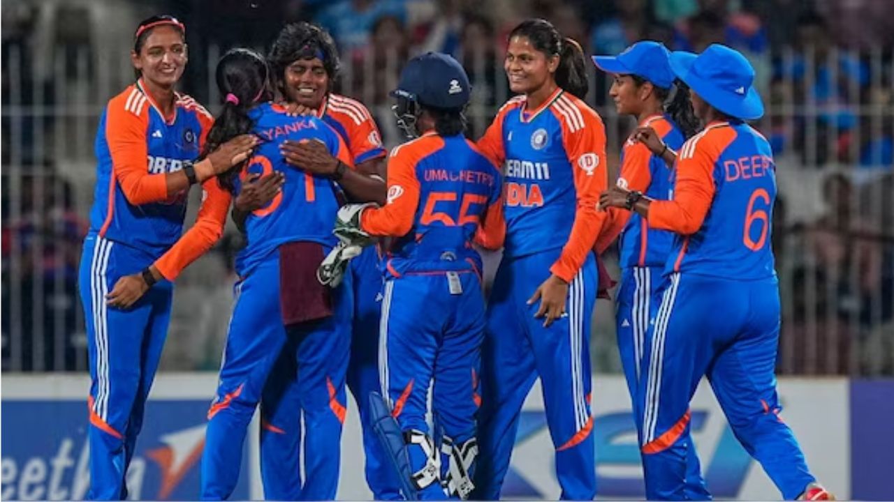 Women’s T20 World Cup: ഇന്ത്യക്ക് ജയം സമ്മാനിച്ച് വരവറിയിച്ച് സജന; ഇന്ത്യക്ക് ലോകകപ്പിൽ ആദ്യ ജയം Women’s T20 World Cup: ഇന്ത്യക്ക് ജയം സമ്മാനിച്ച് വരവറിയിച്ച് സജന; ഇന്ത്യക്ക് ലോകകപ്പിൽ ആദ്യ ജയം