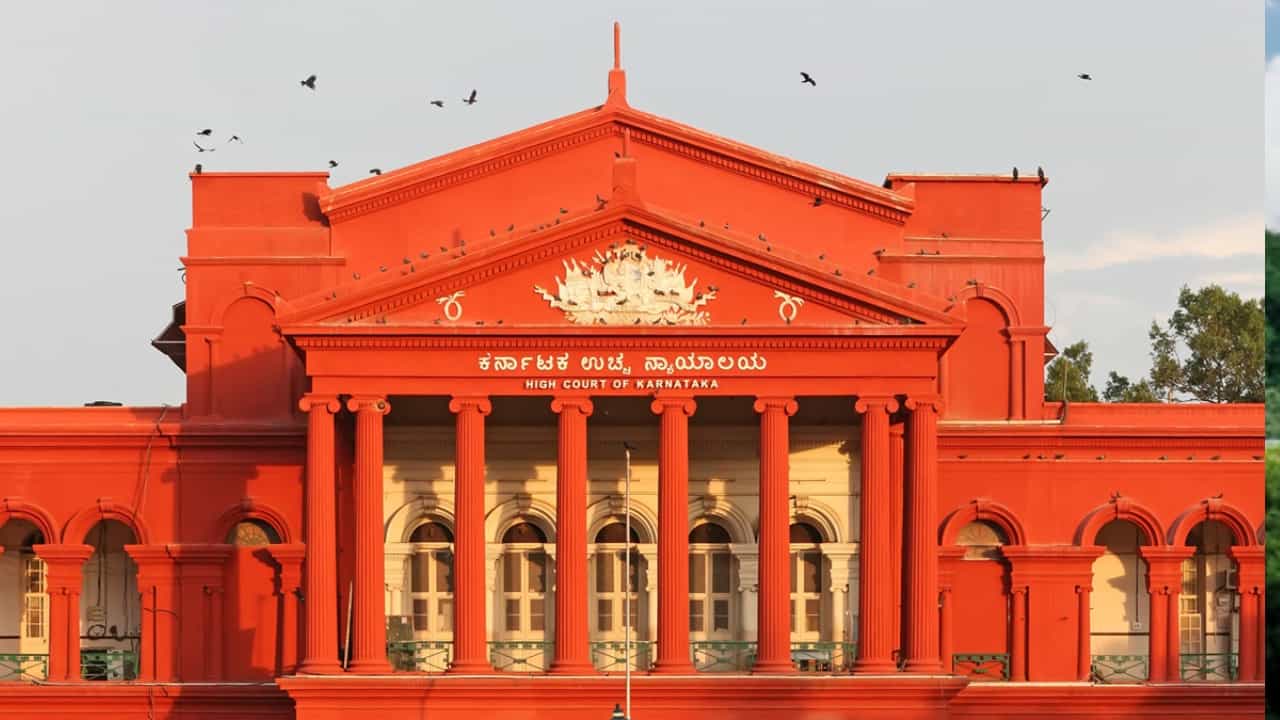 Karnataka High Court : മുസ്ലിം പള്ളിക്കുള്ളിൽ ജയ് ശ്രീറാം മുഴക്കുന്നത് മതവികാരം വ്രണപ്പെടുത്തലല്ല: കർണാടക ഹൈക്കോടതി