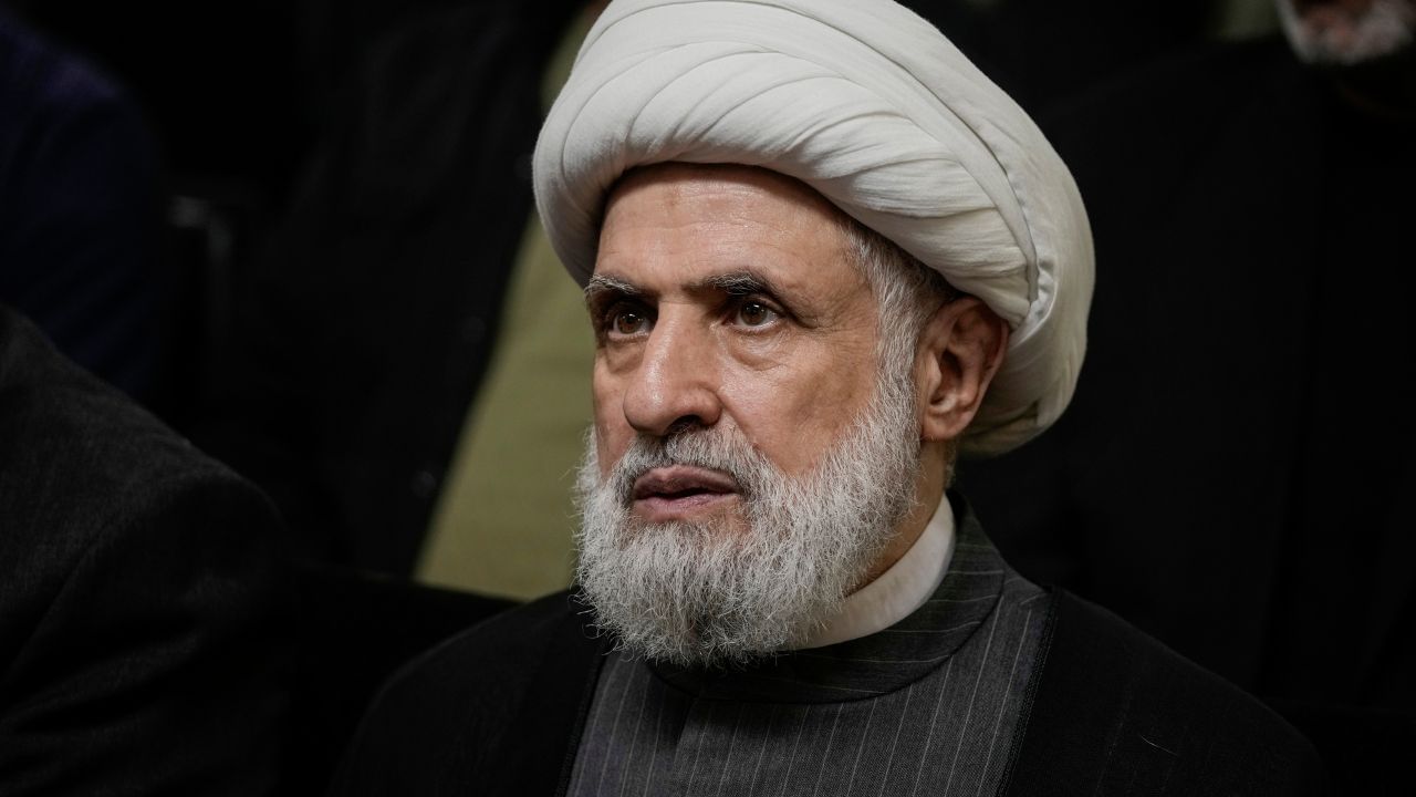 Naim Qassem: വെടി നിര്ത്തലിനായി ഇസ്രായേലിനോട് യാചിക്കില്ല, പോരാട്ടം തുടരും: നയിം ഖാസിം Naim Qassem: വെടി നിര്ത്തലിനായി ഇസ്രായേലിനോട് യാചിക്കില്ല, പോരാട്ടം തുടരും: നയിം ഖാസിം