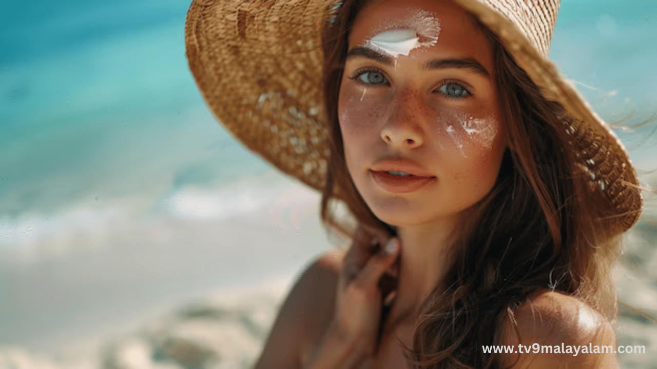 സൂര്യപ്രകാശമേറ്റ് ചർമ്മത്തിൽ കരുവാളിപ്പ് ഉണ്ടാകുന്നത് സാധാരണയാണ്. ഇത്തരം സൺ ടാൻ അകറ്റാൻ വീട്ടിൽ തന്നെ ചെയ്യാവുന്ന ചില നുറുങ്ങ് വിദ്യകളുണ്ട്. അത്തരത്തിൽ ചർമ്മത്തിലെ കരുവാളിപ്പ് അകറ്റാൻ സഹായിക്കുന്ന ചില ഫേസ് പാക്കുകളെക്കുറിച്ച് നോക്കാം. (Image Credits: Freepik)