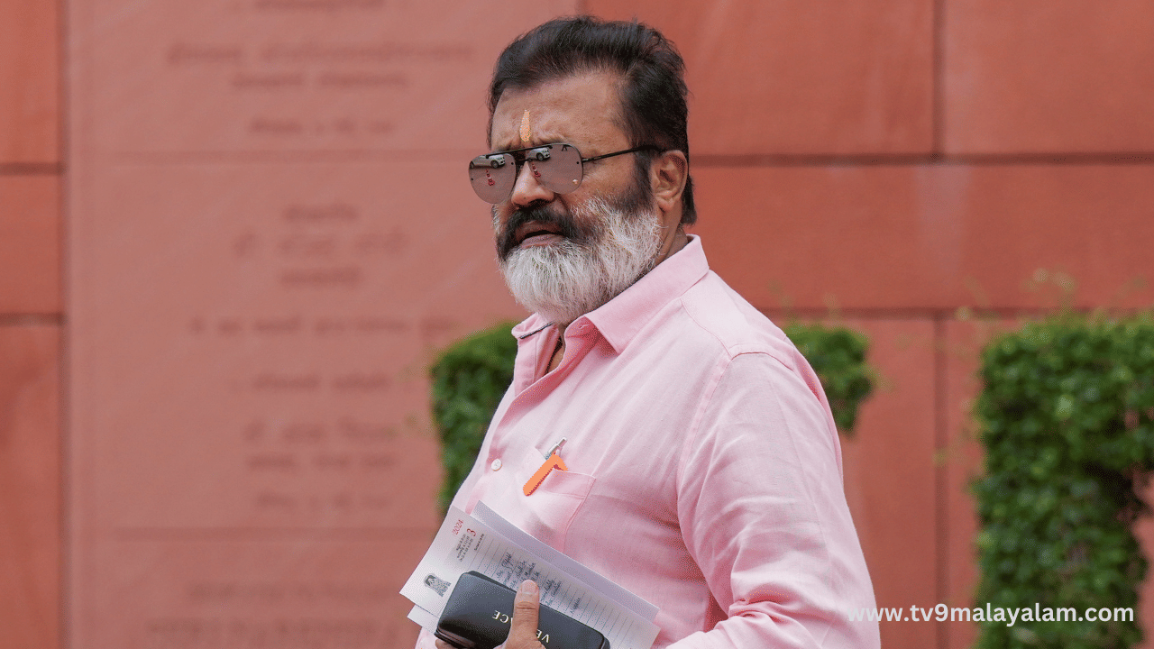 Suresh Gopi: കൊടകര കുഴൽപണമൊക്കെ കഥ... സിബിഐയെ വിളിക്കാൻ പറയൂ - സുരേഷ് ​ഗോപി