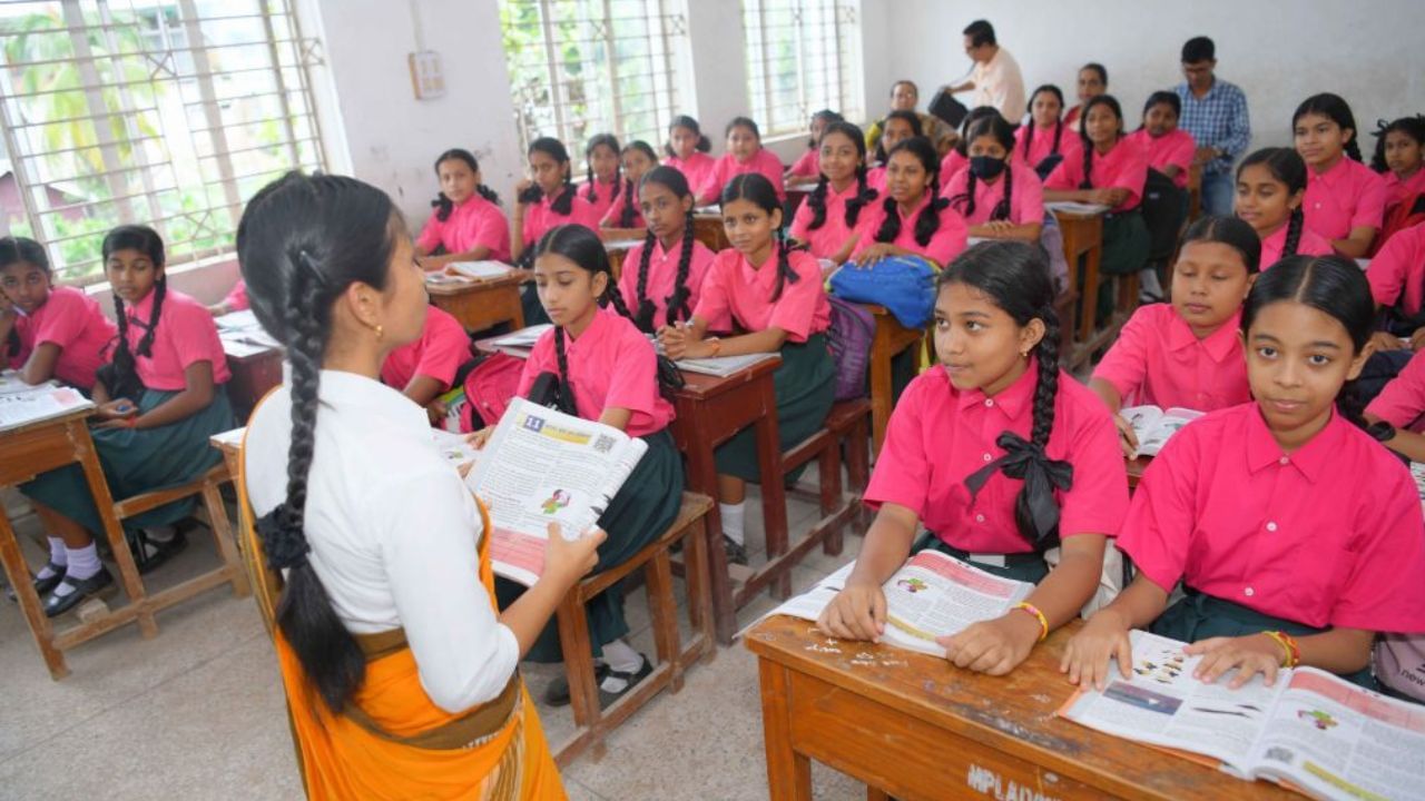 എല്ലാവര്ഷവും അധ്യാപനത്തിന്റെ പ്രാധാന്യവും മഹത്വവും പ്രചരിപ്പിക്കുന്നതിനായി വിവിധ പരിപാടികളാണ് എഡ്യൂക്കേഷന് ഇന്റര്നാഷണല് എന്ന സംഘടന നടത്തിവരുന്നത്. (Getty Images)