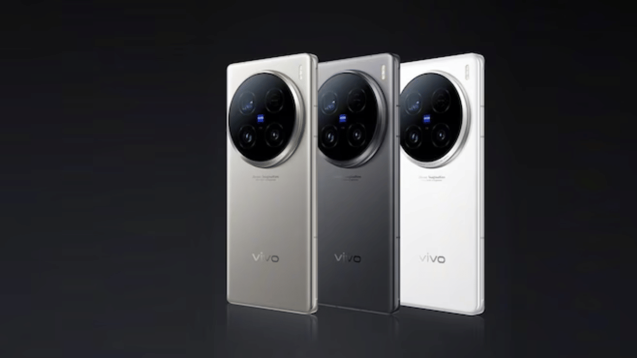വിവോ X200 സീരീസ്: സ്മാർട്ട്‌ഫോൺ ലോകത്ത് വലിയ തരംഗങ്ങൾ സൃഷ്ടിക്കാൻ ഒരുങ്ങുകയാണ് വിവോ. കമ്പനിയുടെ ഏറ്റവും പുതിയ ഫ്ലാഗ്‌ഷിപ്പ് സീരീസായ വിവോ X200 ഒക്ടോബർ 14 ന് ലോഞ്ച് ചെയ്യുമെന്നാണ് വിവരം. വിവോ X200 6.3 ഇഞ്ച് 120Hz OLED LTPO 1.5K ഡിസ്പ്ലേ, മീഡിയടെക് ഡൈമെൻസിറ്റി 9400 ചിപ്‌സെറ്റ്, 50MP OIS പ്രൈമറി ക്യാമറ, 5600mAh ബാറ്ററി എന്നിവയുമായാണ് എത്തുന്നത്. 