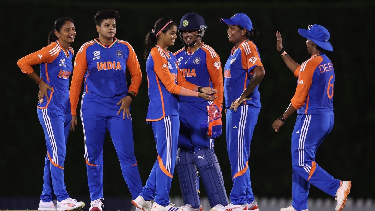 Womens T20 World Cup 2024 : രണ്ടാം സന്നാഹമത്സരത്തിലും ജയം ഇന്ത്യക്ക്; ദക്ഷിണാഫ്രിക്കയെ വീഴ്ത്തിയത് 28 റൺസിന് Womens T20 World Cup 2024 : രണ്ടാം സന്നാഹമത്സരത്തിലും ജയം ഇന്ത്യക്ക്; ദക്ഷിണാഫ്രിക്കയെ വീഴ്ത്തിയത് 28 റൺസിന്