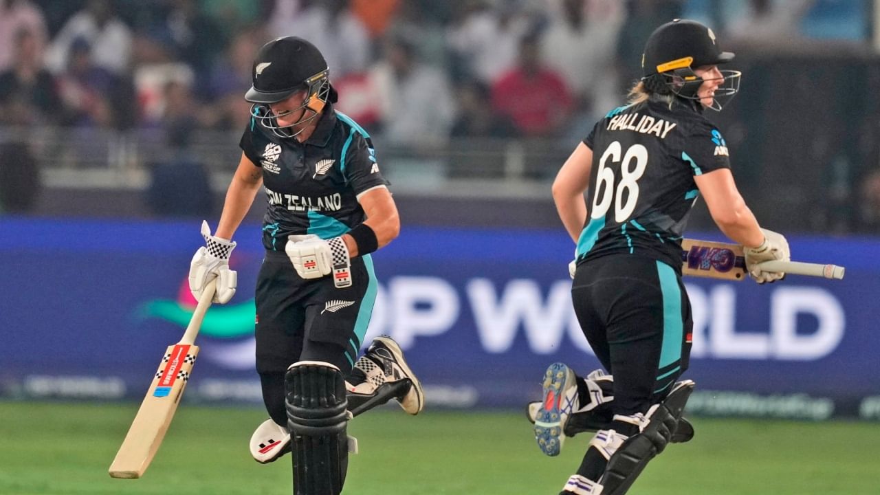 WT20 World Cup : ഇത്തവണ ഫൈനലിൽ കലമുടച്ച് ദക്ഷിണാഫ്രിക്ക; ടി20 ലോകകപ്പുകളിൽ ന്യൂസീലൻഡിന് കന്നിക്കിരീടം WT20 World Cup : ഇത്തവണ ഫൈനലിൽ കലമുടച്ച് ദക്ഷിണാഫ്രിക്ക; ടി20 ലോകകപ്പുകളിൽ ന്യൂസീലൻഡിന് കന്നിക്കിരീടം
