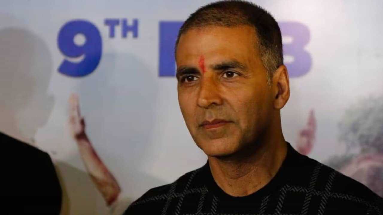 Akshay Kumar: അക്ഷയ് കുമാറിന്റെ ദീപാവലി സമ്മാനം; അയോധ്യയിലെ കുരങ്ങന്മാർക്ക് ഭക്ഷണത്തിനായി ഒരു കോടി രൂപ നൽകി