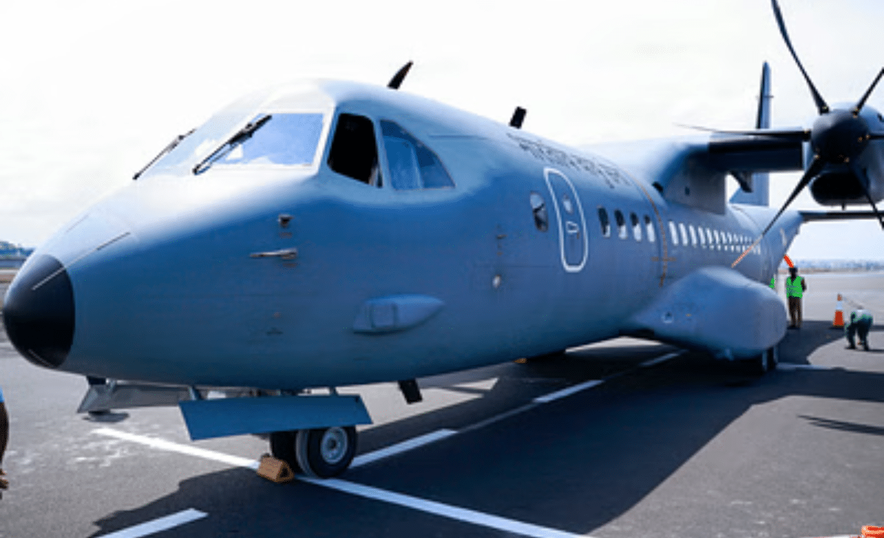 C-295 Military Aircraft: എന്തിനും സജ്ജം; വ്യോമസേനയ്ക്ക് കരുത്ത് പകരാൻ സി-295 വിമാനം, സവിശേഷതകളറിയാം C-295 Military Aircraft: എന്തിനും സജ്ജം; വ്യോമസേനയ്ക്ക് കരുത്ത് പകരാൻ സി-295 വിമാനം, സവിശേഷതകളറിയാം