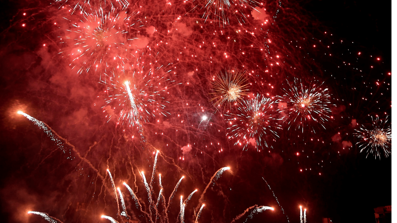 Firecracker ban in India: ഇവിടെ ദീപാവലിക്ക് പടക്കം അനുവദിക്കില്ല; രാജ്യത്തെ പടക്ക നിയന്ത്രണമുള്ള സംസ്ഥാനങ്ങൾ ഇവ Firecracker ban in India: ഇവിടെ ദീപാവലിക്ക് പടക്കം അനുവദിക്കില്ല; രാജ്യത്തെ പടക്ക നിയന്ത്രണമുള്ള സംസ്ഥാനങ്ങൾ ഇവ