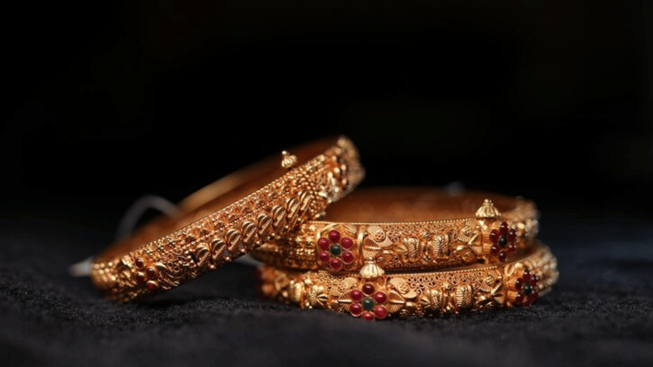 ഇന്ന് പവന് 80 രൂപയും, ഗ്രാമിന് 20 രൂപയുമാണ് ഇന്ന് കൂടിയിരിക്കുന്നത്. രാജ്യാന്തര സ്വർണ്ണ വിലയിലുണ്ടായ വർധനയാണ് കേരളത്തിലെ സ്വർണ്ണ വിലയിലും പ്രതിഫലിച്ചിരിക്കുന്നത്. ( ഫോട്ടോ - Freepik )