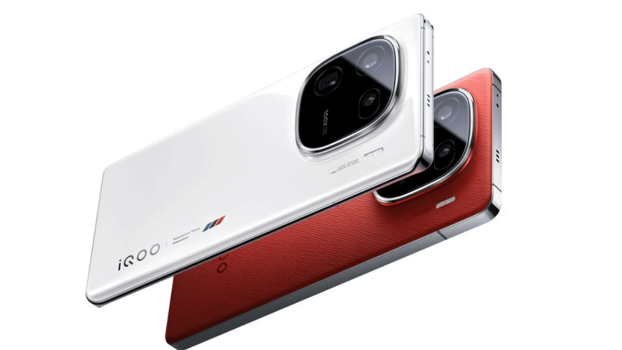 ഐക്യൂഒഒ 13: വിവോ സബ് ബ്രാൻഡായ ഐക്യൂഒഒ അതിന്റെ പ്രീമിയം ഐക്യൂഒഒ 13 സീരീസ് ഒക്ടോബറിൽ ചൈനയിൽ അവതരിപ്പിക്കുമെന്നാണ് വിവരം. ഐക്യൂഒഒ 13ൽ ക്വാൽകോം സ്നാപ്ഡ്രാഗൺ 8 Gen 4 പ്രോസസറാണ്. IP68 റേറ്റിംഗ് ഫീച്ചർ, 16 ജിബി വരെ റാമും 512 ജിബി വരെ സ്റ്റോറേജുമാണ് മറ്റു ഫീച്ചറുകൾ. ഐക്യൂഒഒ 13, 6.7 ഇഞ്ച് 2K AMOLED ഡിസ്പ്ലേയിൽ 144Hz റിഫ്രഷ് റേറ്റുമായിരിക്കാം. ഇത് 6,150mAh ബാറ്ററിയും 100W ഫാസ്റ്റ് ചാർജിങ്ങുമായാണ് എത്തുന്നത്.
