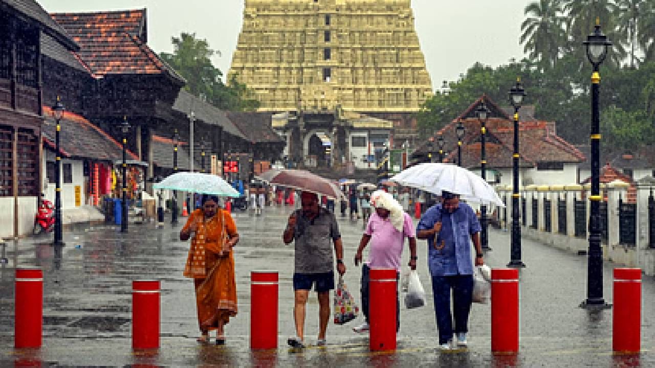 Kerala Rain Alert: കേരളത്തിൽ ഒറ്റപ്പെട്ടയിടങ്ങളിൽ ഇടിമിന്നലോടു കൂടിയ മഴയ്ക്ക് സാധ്യത; വരും മണിക്കൂറുകളിൽ ഈ ജില്ലക്കാർക്ക് മുന്നറിയിപ്പ്