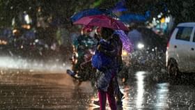 Kerala Rain Alert: സംസ്ഥാനത്ത് ഇന്ന്  ഒറ്റപ്പെട്ട ശക്തമായ മഴ; മൂന്ന് ജില്ലകളിൽ യെല്ലോ അലർട്ട്