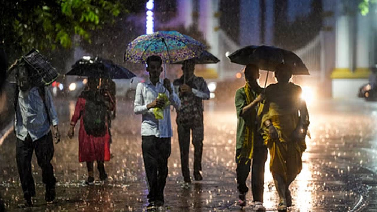 Kerala Rain Alert Update: സംസ്ഥാനത്ത് മഴ മുന്നറിയിപ്പിൽ മാറ്റം; ഇന്ന് എട്ടു ജില്ലകളില്‍ യെല്ലോ അലര്‍ട്ട്; വ്യാഴാഴ്ചയോടെ മഴ തീവ്രമാകും