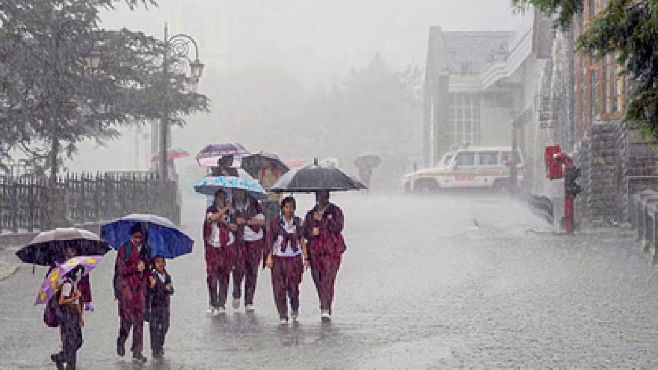 Kerala Rain Alert: സംസ്ഥാനത്ത് ഇന്ന് ഇടിമിന്നലോട് കൂടിയ മഴയ്ക്കും ശക്തമായ കാറ്റിനും സാധ്യത; മൂന്ന് ജില്ലകളില്‍ യെല്ലോ അലര്‍ട്ട്