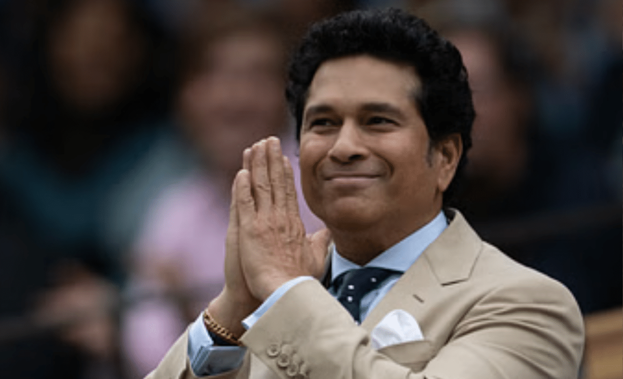 Sachin Tendulkar: ബാറ്റ് വീണ്ടും കയ്യിലെടുക്കാൻ മാസ്റ്റർ ബ്ലാസ്റ്റർ; സച്ചിൻ ടെൻഡുൽക്കർ ക്രിക്കറ്റിലേക്ക് മടങ്ങിയെത്തുന്നു Sachin Tendulkar: ബാറ്റ് വീണ്ടും കയ്യിലെടുക്കാൻ മാസ്റ്റർ ബ്ലാസ്റ്റർ; സച്ചിൻ ടെൻഡുൽക്കർ ക്രിക്കറ്റിലേക്ക് മടങ്ങിയെത്തുന്നു