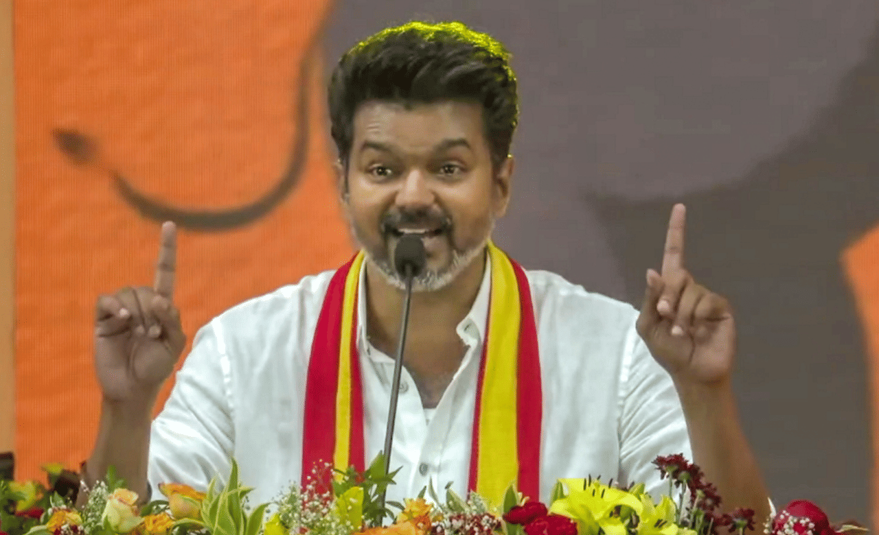 TVK Party: ജാതി സെൻസസ് നടത്തണം; ഡിഎംകെ രാഷ്ട്രീയ എതിരാളി, പാർട്ടിയുടെ രാഷ്ട്രീയ നയങ്ങൾ വ്യക്തമാക്കി വിജയ് TVK Party: ജാതി സെൻസസ് നടത്തണം; ഡിഎംകെ രാഷ്ട്രീയ എതിരാളി, പാർട്ടിയുടെ രാഷ്ട്രീയ നയങ്ങൾ വ്യക്തമാക്കി വിജയ്